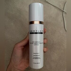 Drmtology tinted moisturizer